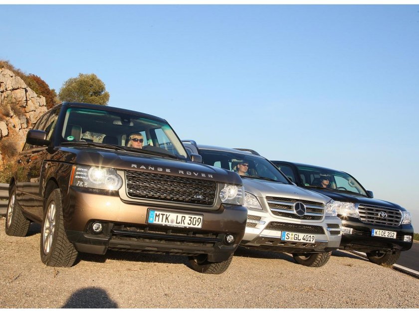 Ленд Крузер и ленд Ровер