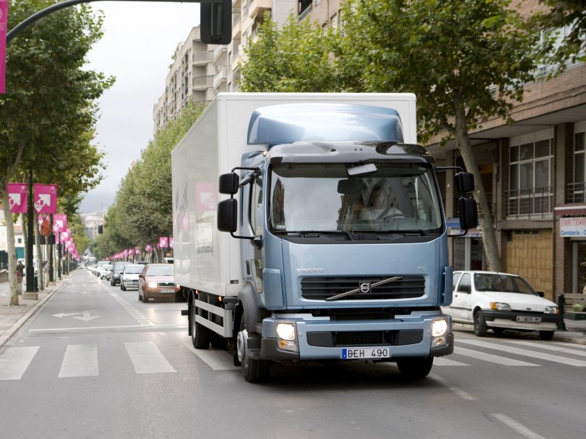 Volvo FL 2006