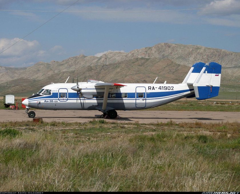 АН 28 самолет