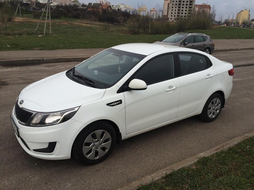 Киа Рио 2015г