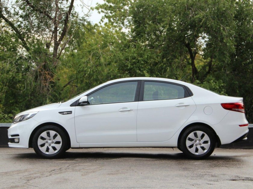 Kia rio седан