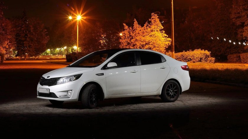 Kia Rio 3 белая