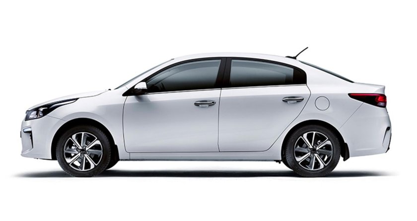 Kia Rio 2020 сбоку