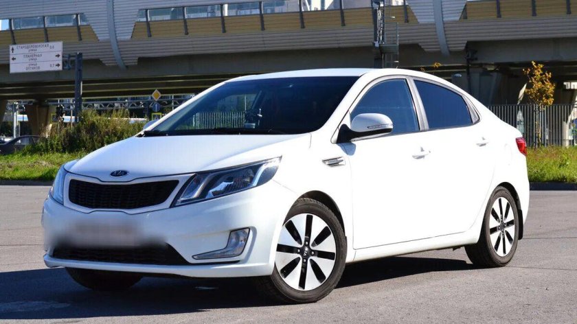 Kia Rio 3 белая