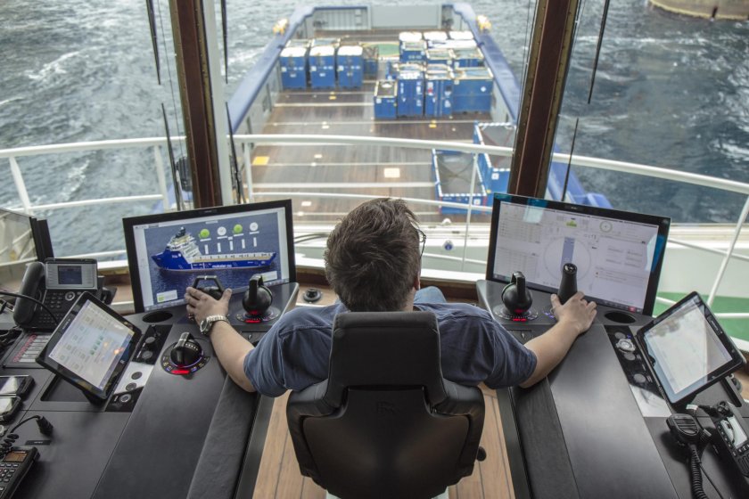 Штурман судоводитель