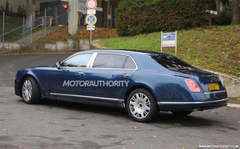 Бентли удлиненный