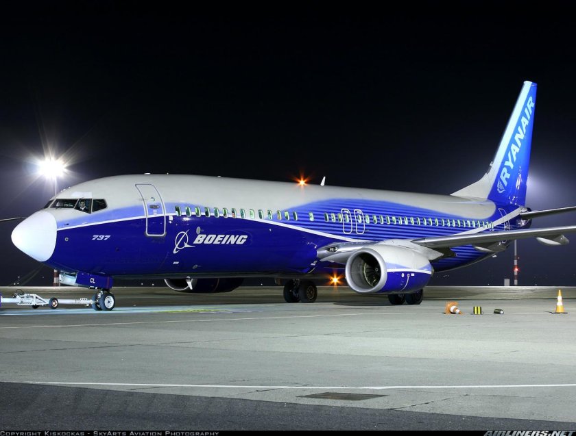 Самолёт Боинг 737