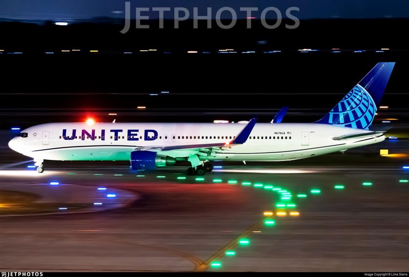 Boeing 767-300 livery