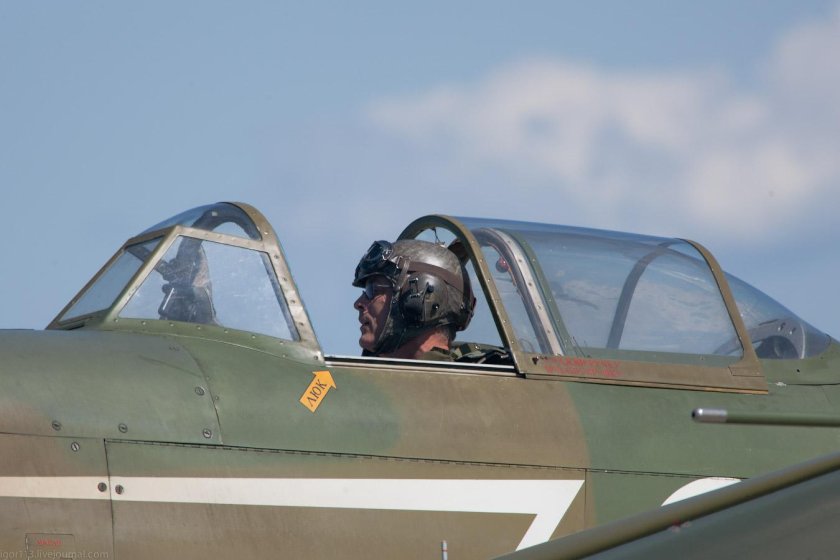 Як-9д кабина