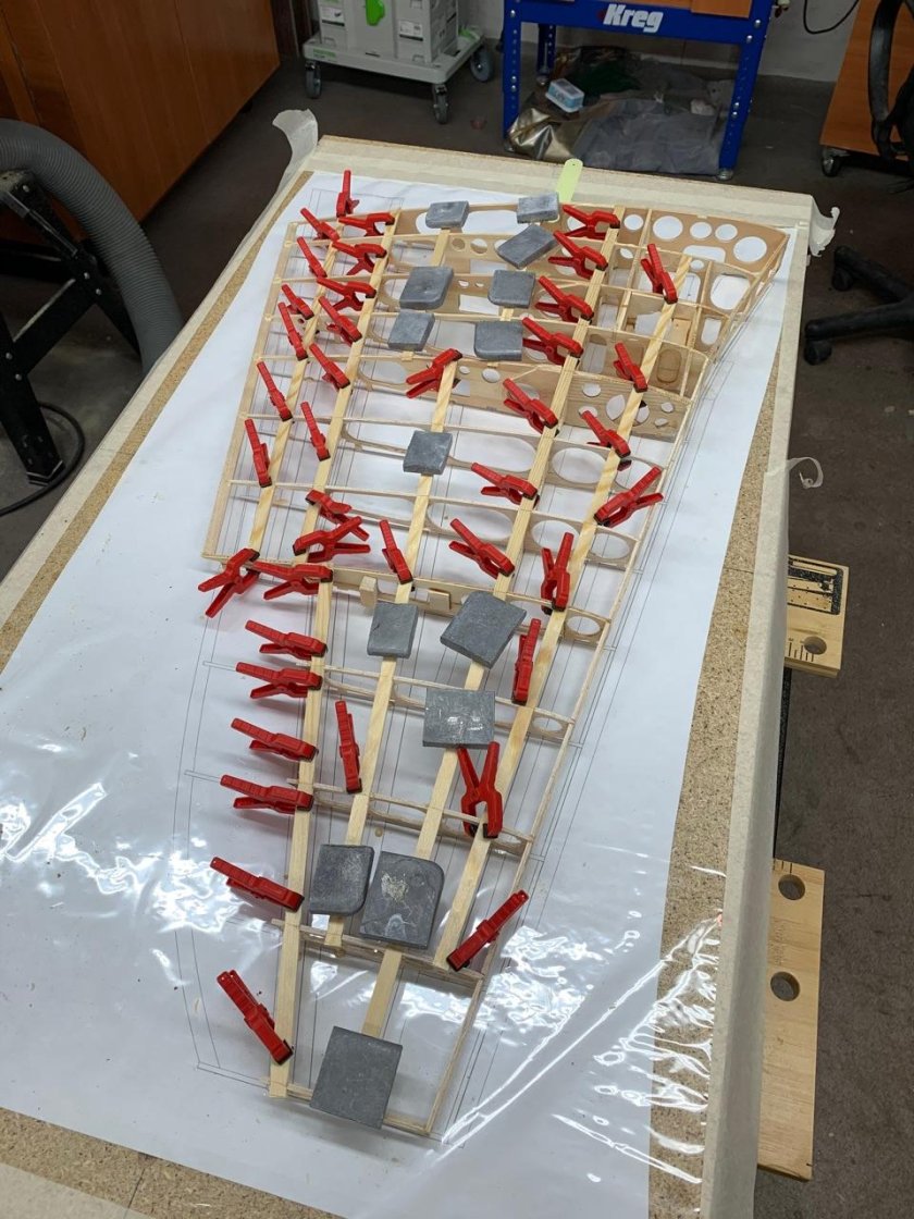 Сборка авиамодели