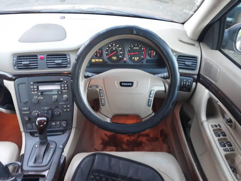 Вольво s80 2000г