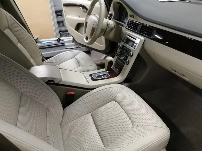 Вольво с 80 салон