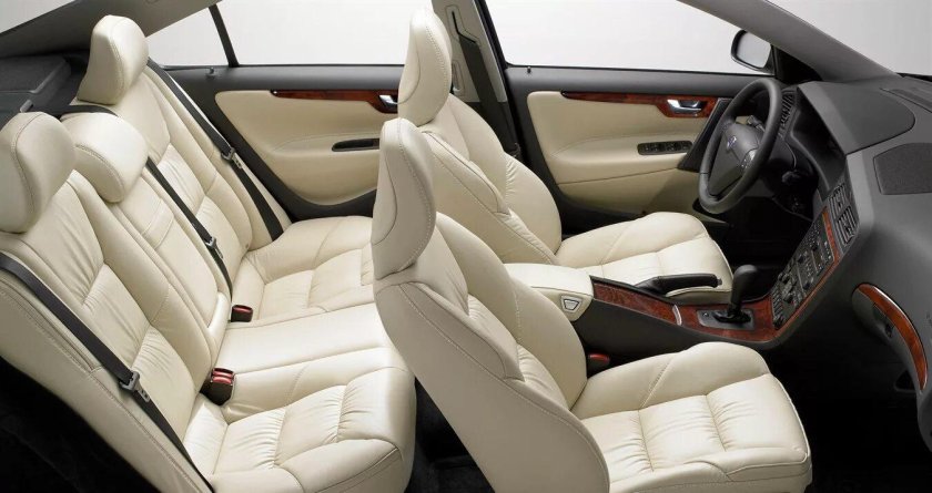 Вольво s60 2004 салон