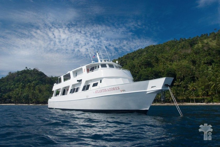 Яхта Атлантис СПБ