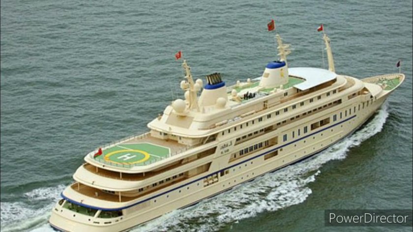 Яхта Аль Саид