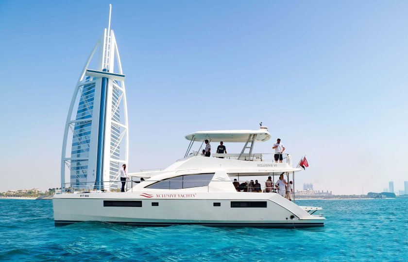 Дубай Марина яхты