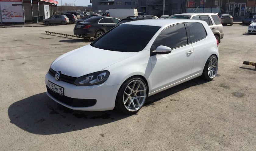Volkswagen Golf 6 r белый