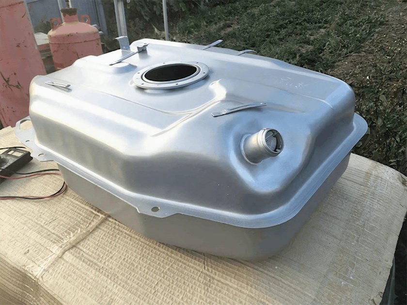 Бак топливный 1118 металл