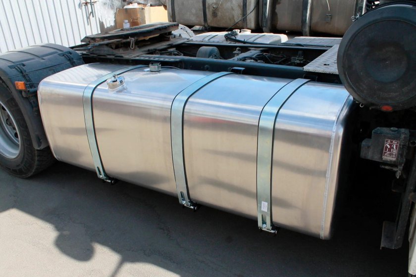 Топливный бак КАМАЗ 5490