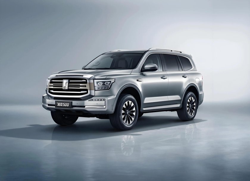 Китайский внедорожник tank 500