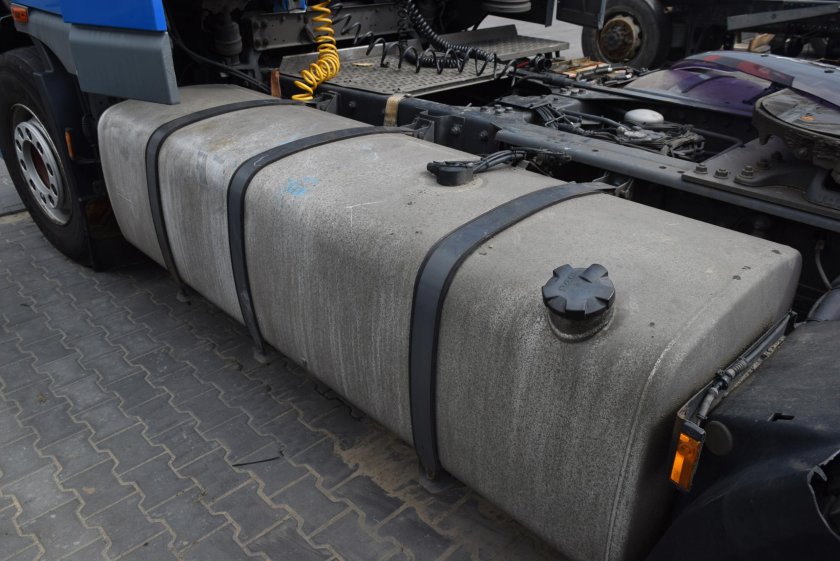 Топливный бак DAF 105