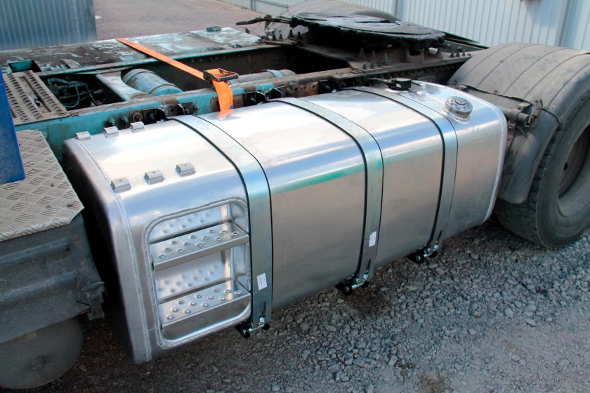 Топливные баки Вольво fh13