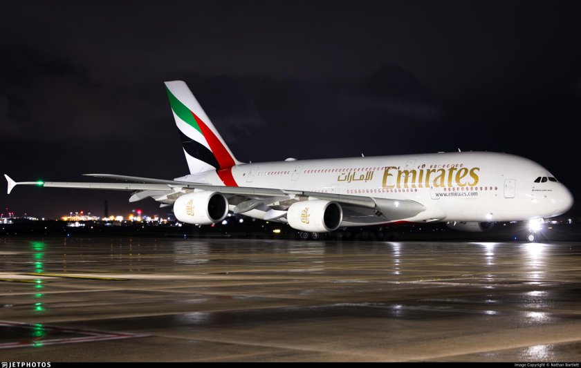 Airbus a 380 842