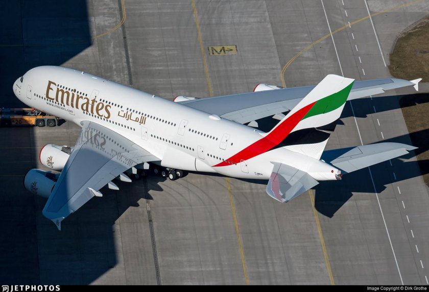 А380-800 Эмирейтс