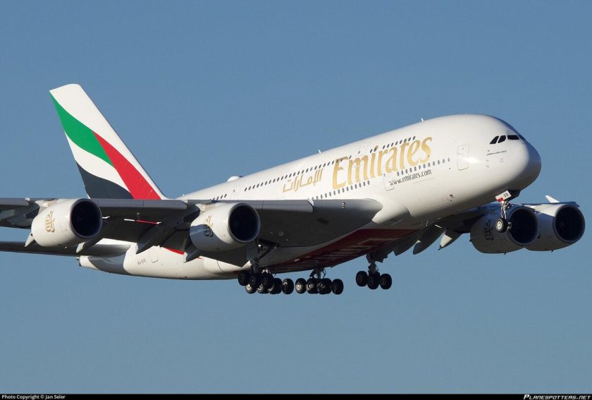 Airbus a380-842