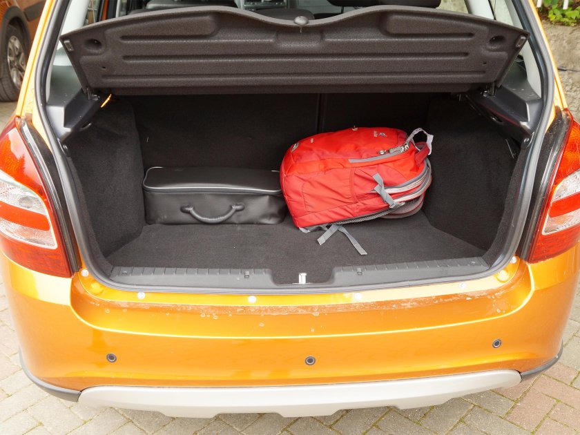 Lada Granta Cross багажник