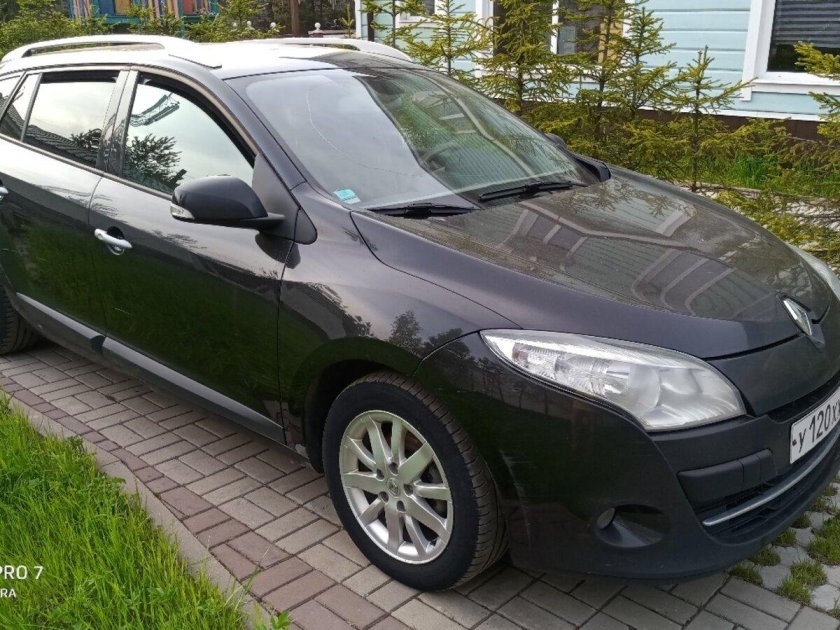Рено Меган 3 универсал черный