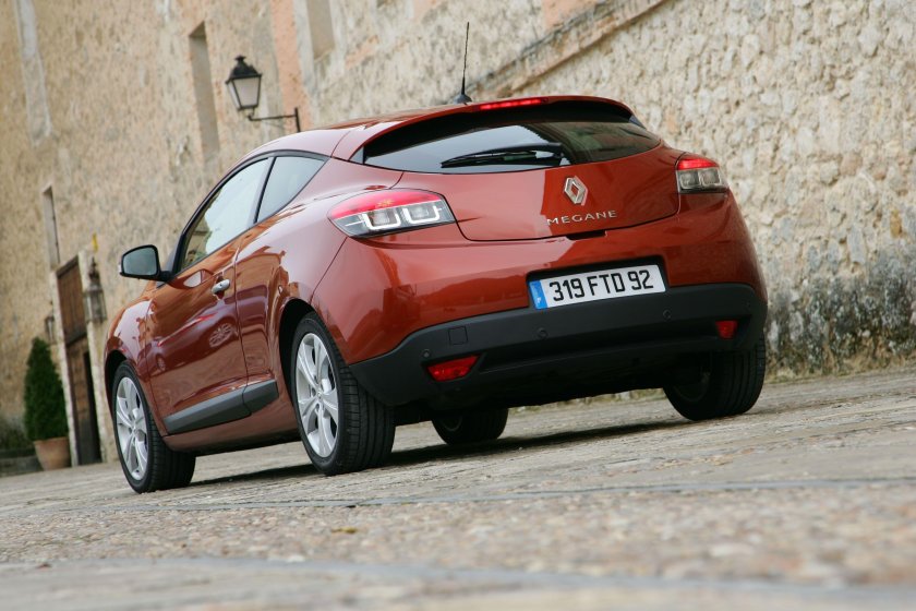 Рено Меган 1 купе