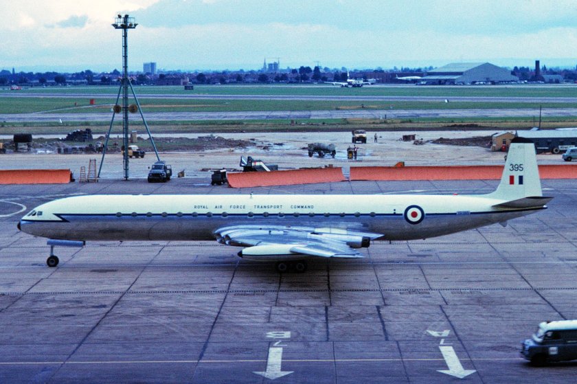 De Havilland DH-106 Comet c4