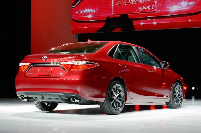 Toyota Camry 2015
