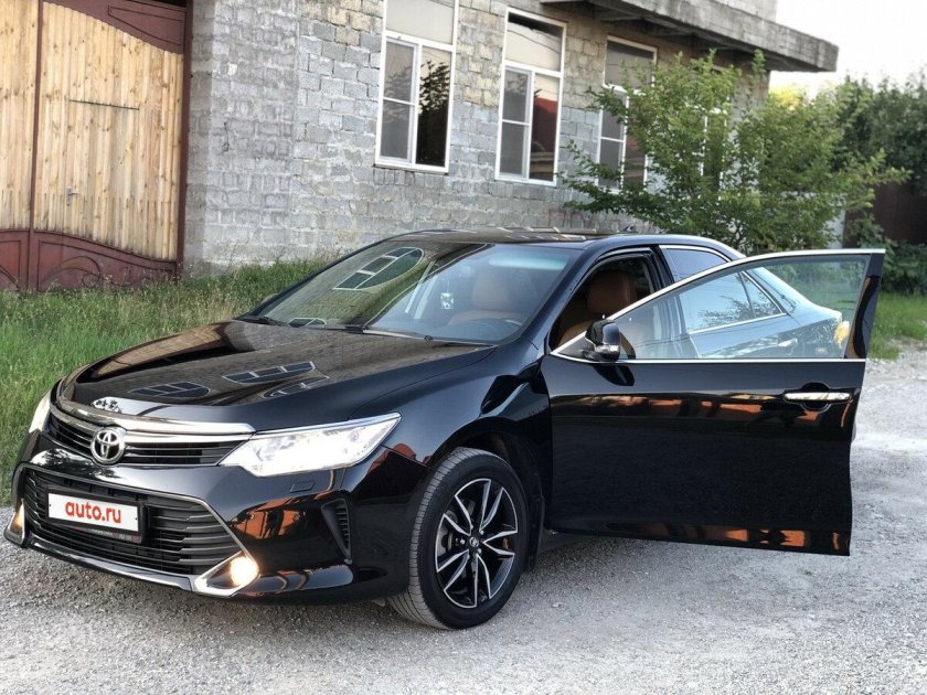 Тойота Камри 60