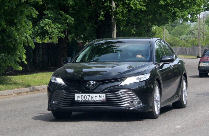 Toyota Camry 60