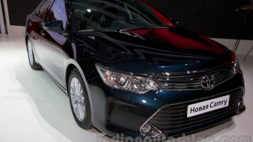 Тойота Камри фронт