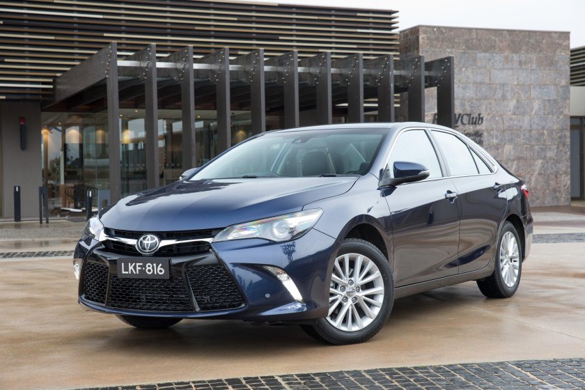Toyota Camry 2016