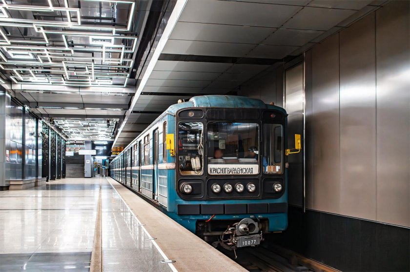 Москва вагон метро