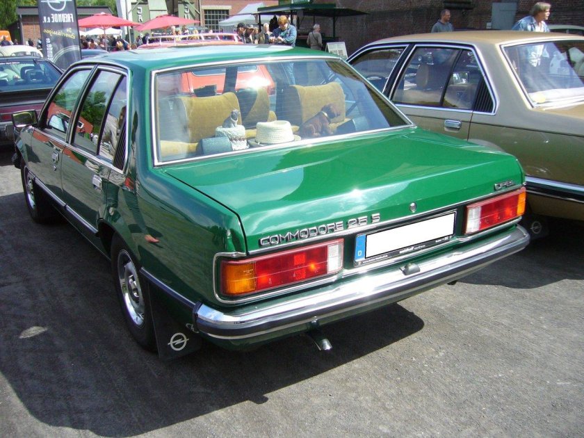 Opel Commodore 1982