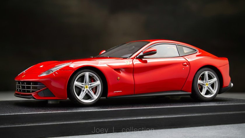 Ferrari ф12 берлинетта