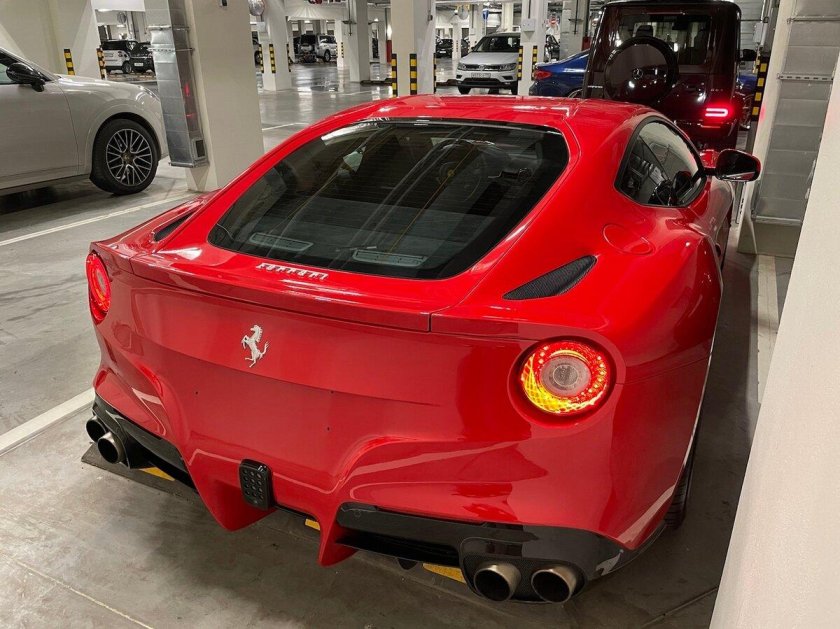 Феррари ф12 Берлинетта купить