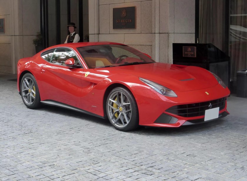 Феррари 12 Берлинетта