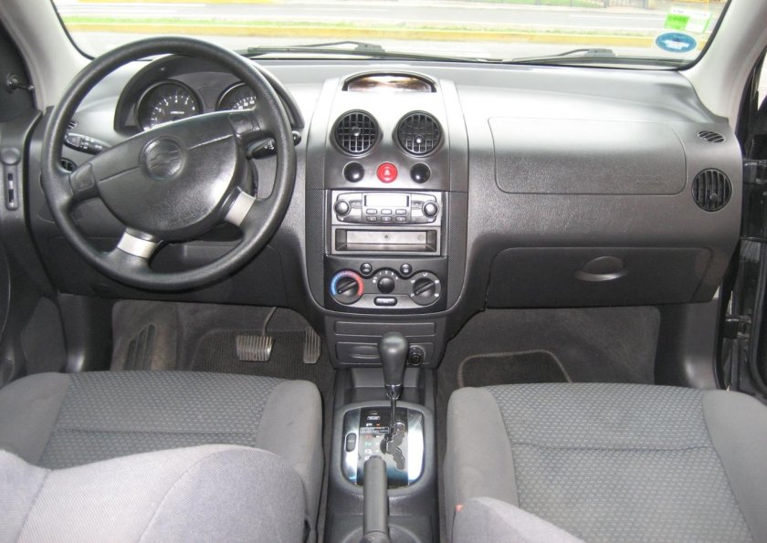Chevrolet Aveo 2006 салон