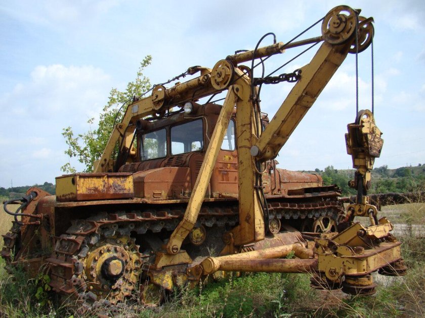 ДЭТ-250 трактор