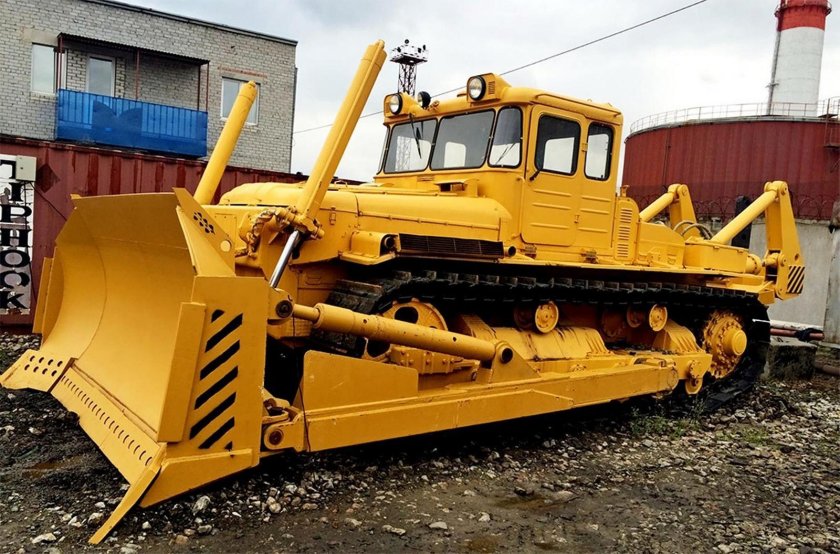 ДЭТ 250 бульдозер