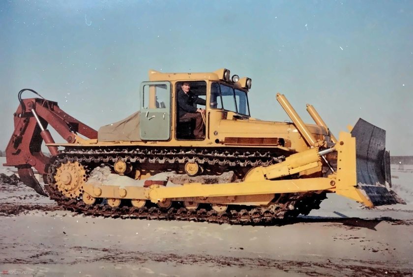 ДЭТ-250 трактор