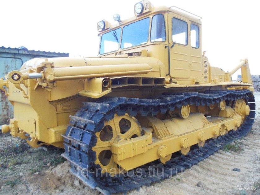 ДЭТ 250 бульдозер