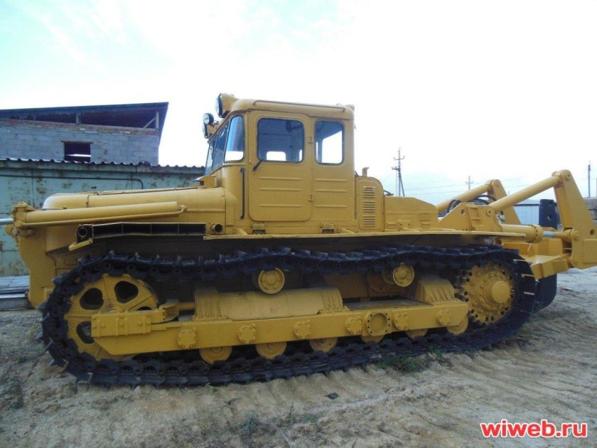 ДЭТ 250 бульдозер