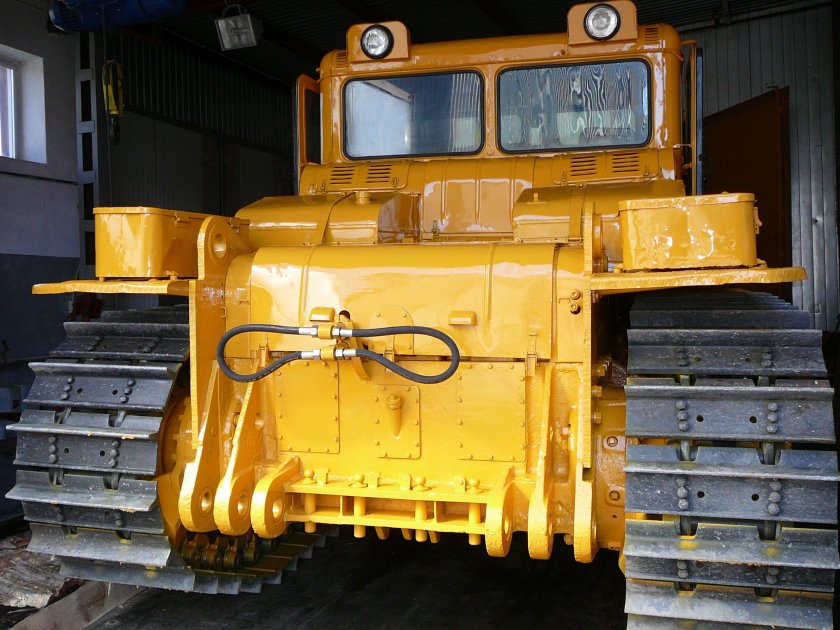 ДЭТ 250 бульдозер